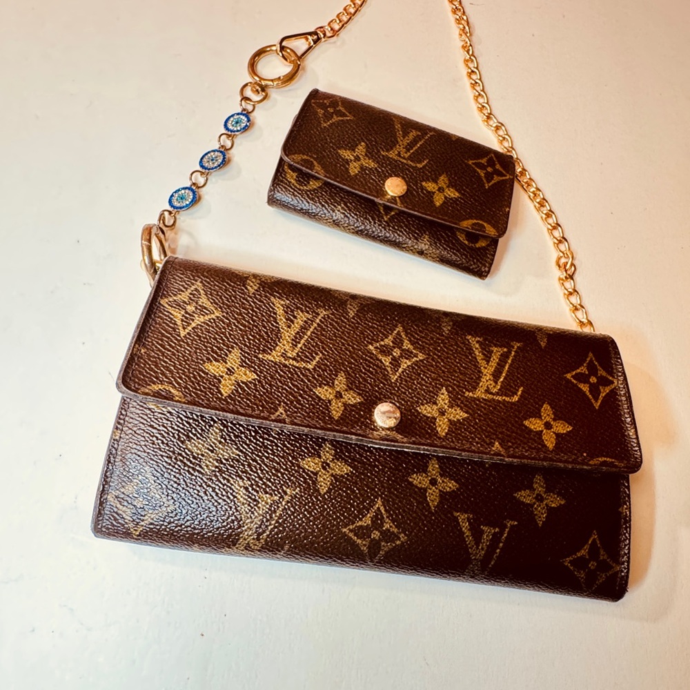 Louis Vuitton Monogram Brown Saraha wallet and key holder